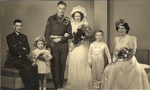 279 Photographer - Scottish Studios, Clyde Street, Glasgow (No. X1674/C)