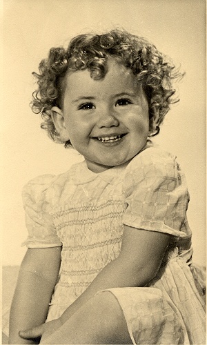 265 Photographer - Studio Star, 52A Heaton Road, Stockport