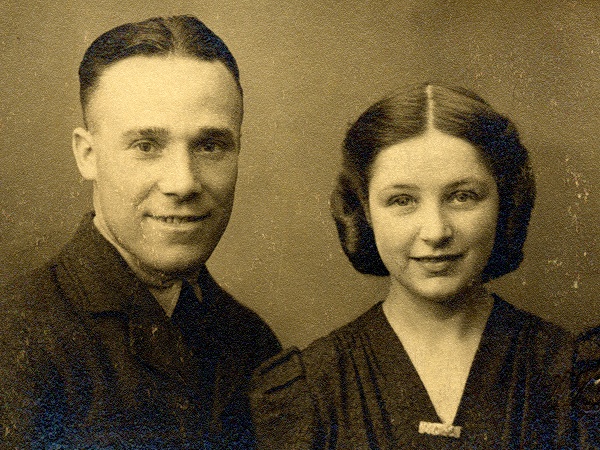 135 George & Hilda 1941