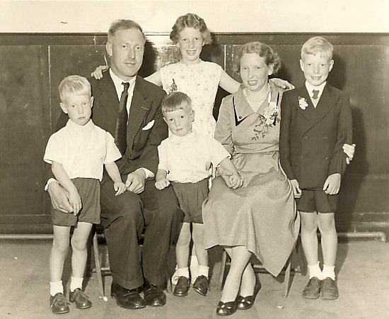 BFS394 : J. Malley, 91 Mulben Crescent, Crookston