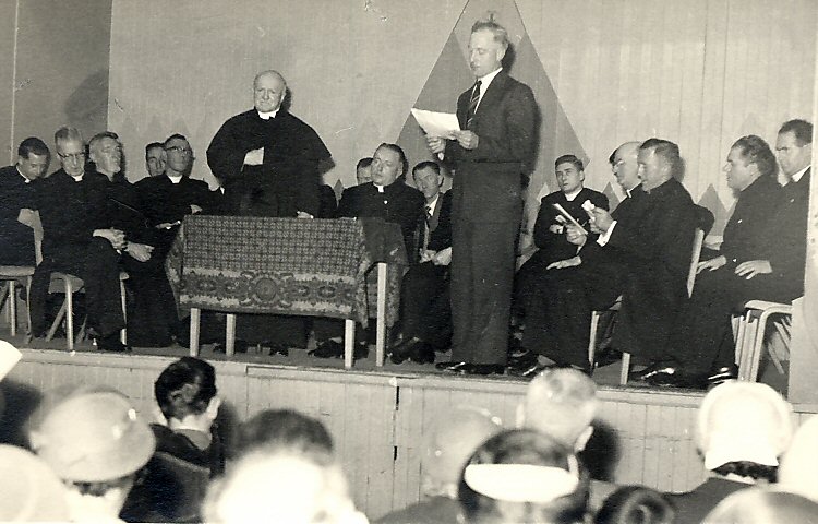 BFS434 : T Gormley, Photographer, 113 Causewayside Street