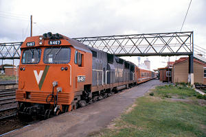 2306