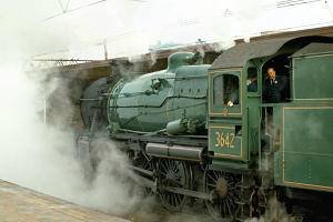 2586