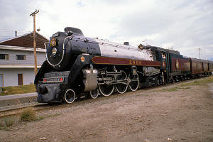 3133