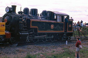 1123