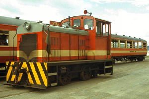 6946