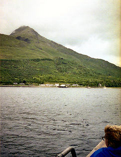 N2370